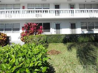 4 Sussex A, West Palm Beach, FL 33417