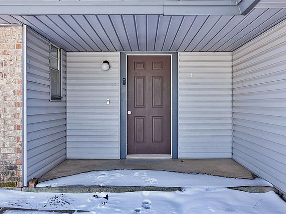 5th image of 612 W Linden Dr
