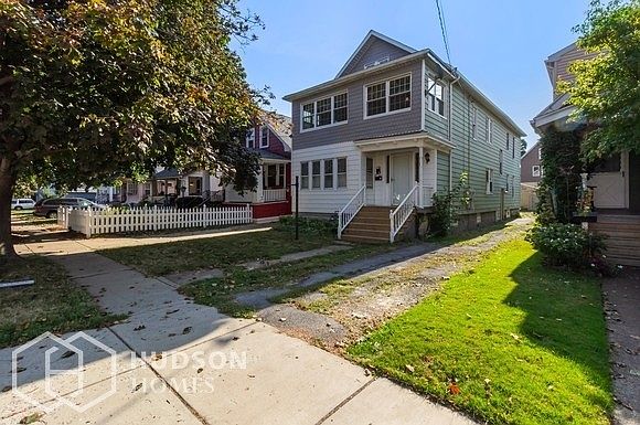 1st image of 27 Athol St #1