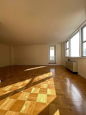 5th image of 245 E 19th St APT 15D
