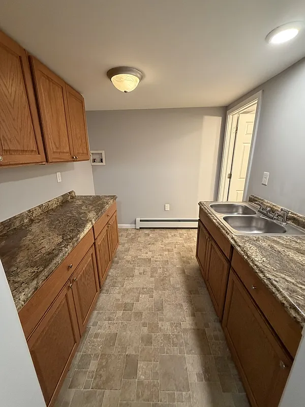 2 bed, 1.0 bath, $1,495 — Photo 1