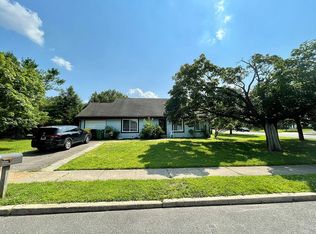 1220 Mendocino Ct, Lakewood, NJ 08701