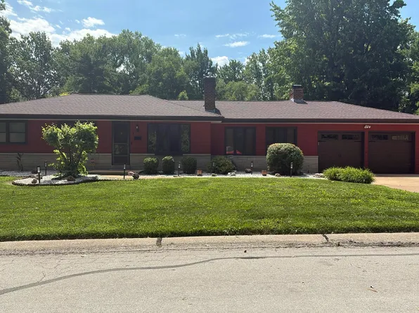 9 Robin Dr, Saint Charles, MO 63301