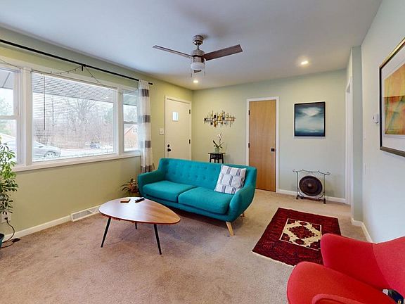 4th image of 1371 Pumpkin Creek Ln