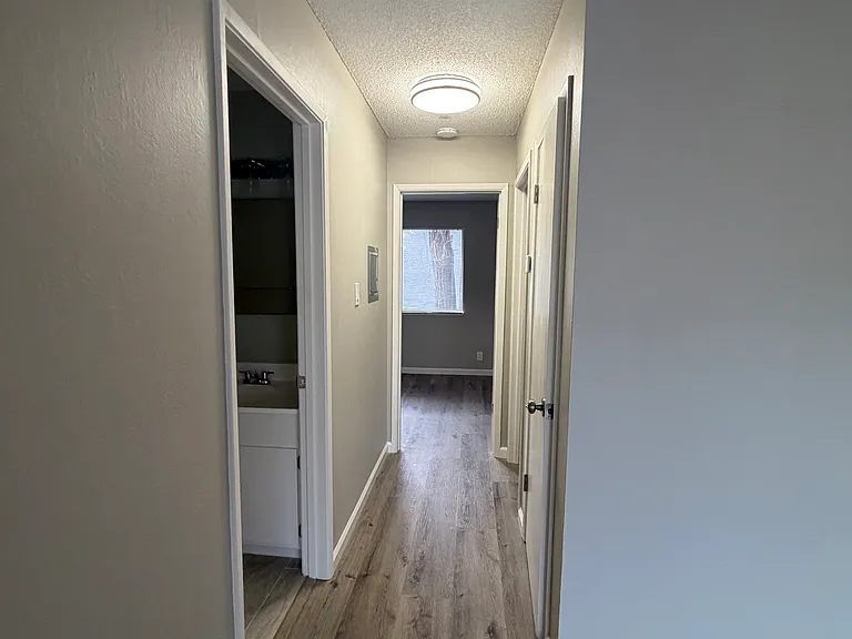 2024 Sierra Rd #16 — Photo 16