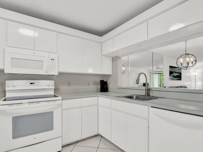 115 Bamboo Road #205, Palm Beach Shores, FL, 33404
