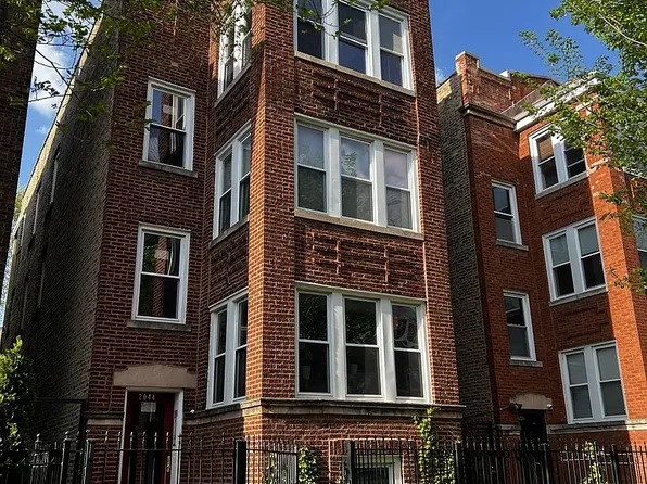 2044 W Birchwood Ave APT 3, Chicago, IL 60645