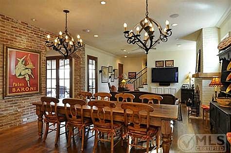 3rd image of 3629 Normandy Ave