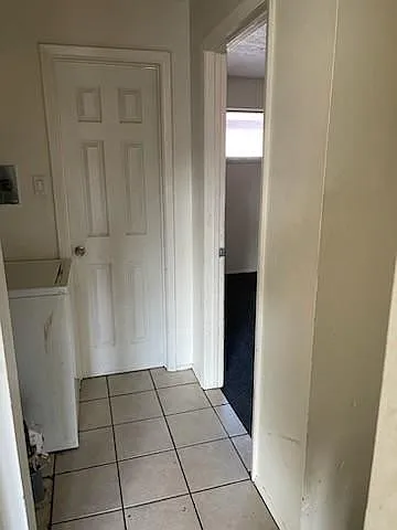 412 Rhode Island St NE — Photo 4