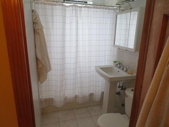 3rd image of 1400 N Ashland Ave #2F