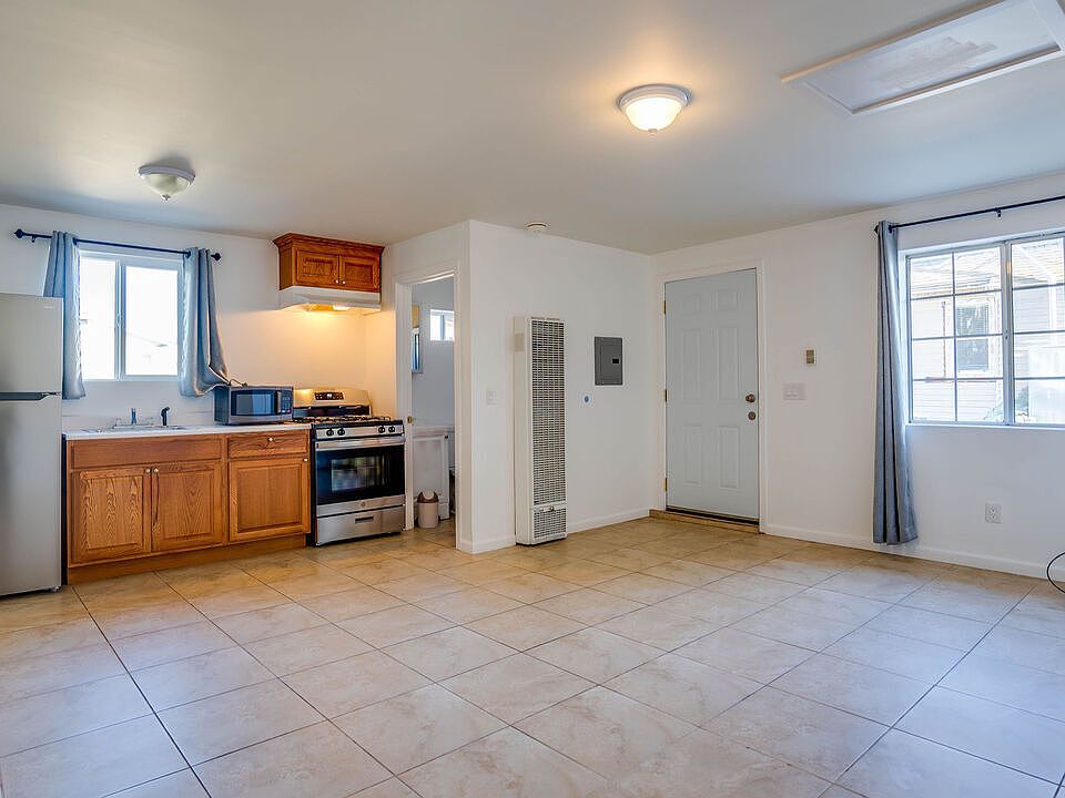 1st image of 1478 W 29th St #2