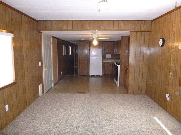 5th image of 227 S 91st Pl