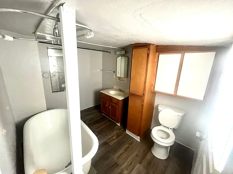427 Smith Ave NW — Photo 5