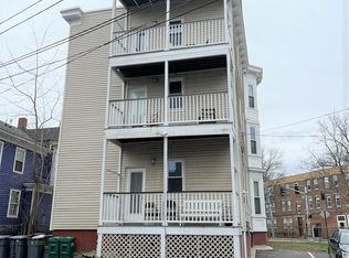 181 River St #2L, Cambridge, MA 02139