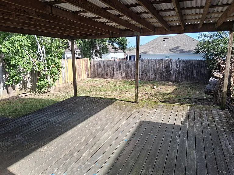 3027 Schroer Dr — Photo 3