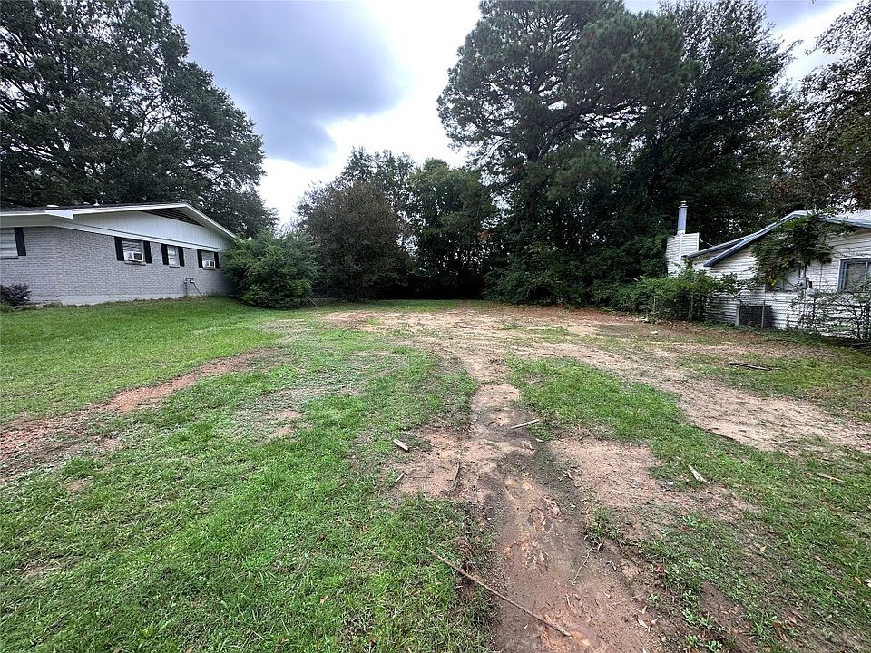 1st image of 519 Piermont Dr