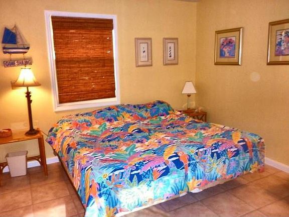 5th image of 2096 Estero Blvd #8
