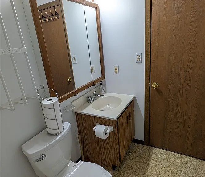51 S 86th St #11B — Photo 8
