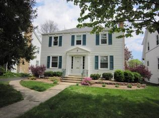 215 S Martha St, Lombard, IL 60148