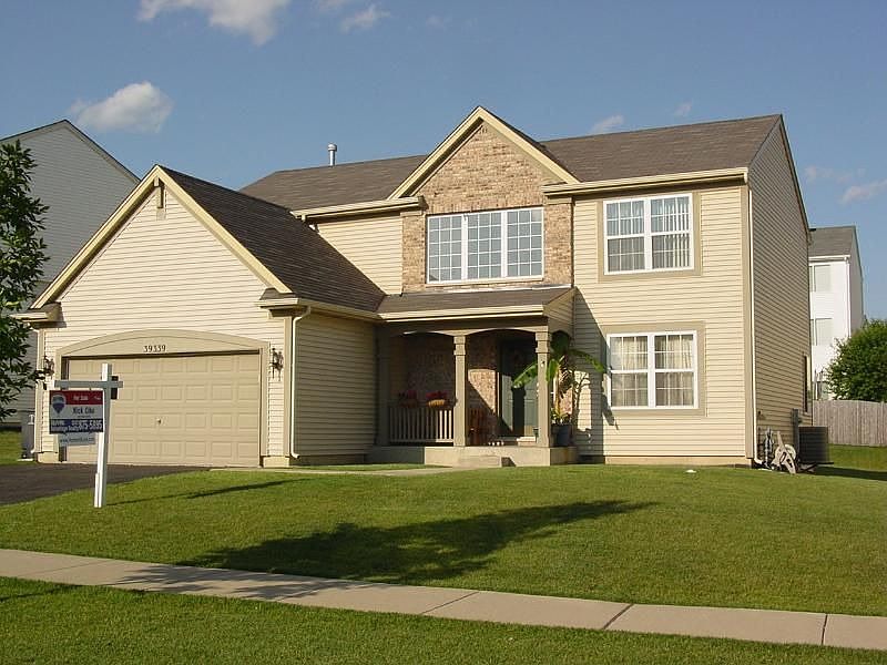 1st image of 39339 N Queensbury Ln