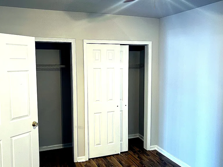 1020 S 52nd St #3 — Photo 8