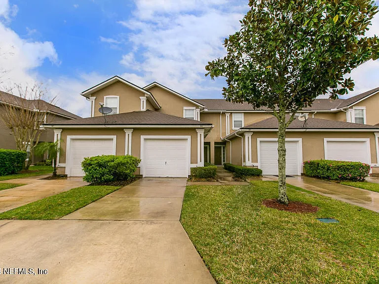 365 Scrub Jay Dr — Photo 2