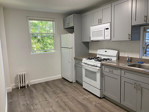 4th image of 1119 Vincent Ave #2