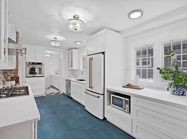 403 W 14th Ave, Spokane, WA 99204