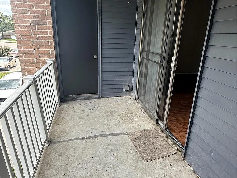 923 Carrell St #D — Photo 17