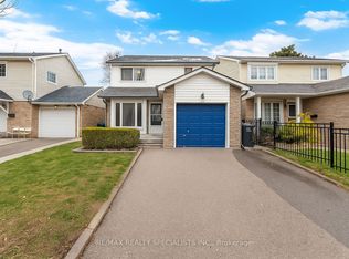 2642 Treviso Ct, Mississauga, ON L5N 2T1