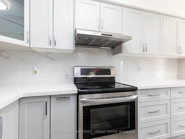 25 Pine Gate Pl — Photo 14