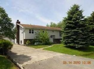 1003 Nancy Rd, Sandwich, IL 60548