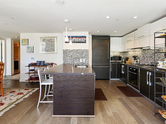 3rd image of 420 Mission Bay Blvd N Unit 706