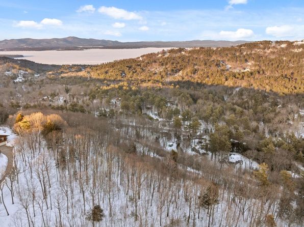 25 Chalet Drive, Gilford, NH 03109