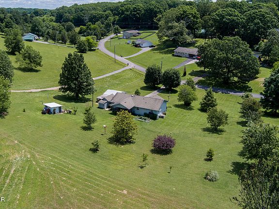 3rd image of 126 County Road 244