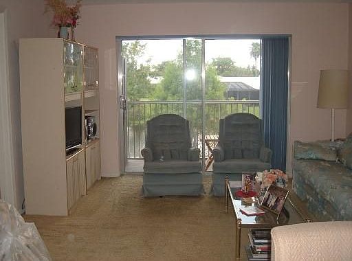 2nd image of 3678 N University Dr #P-3