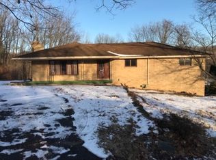 1 Fred St, Old Forge, PA 18518