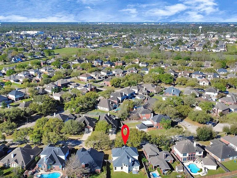 323 N Esplanade Ln — Photo 40