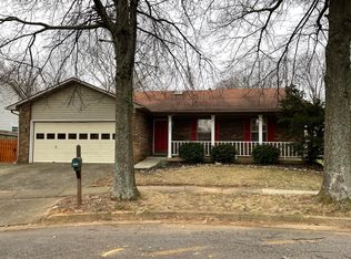 3805 Brookdale Cir, Lexington, KY 40514