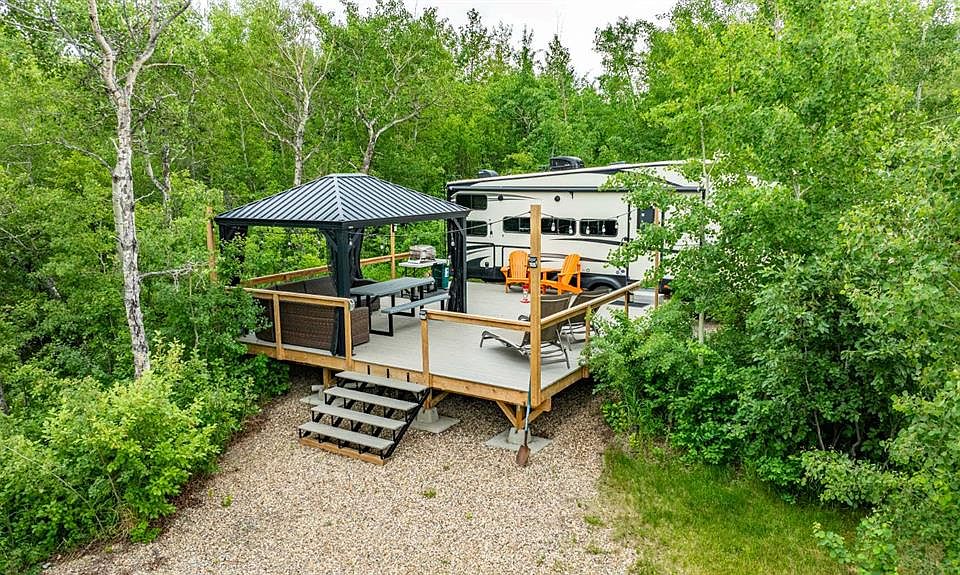 1st image of 9 Hill Close Rural Stettler #6
