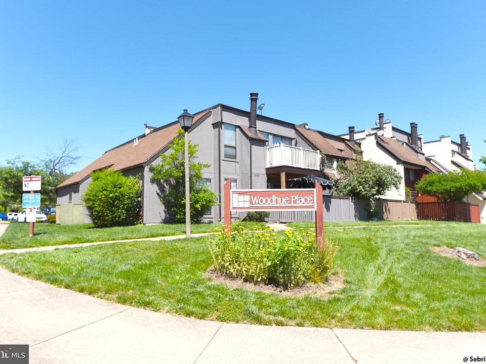 1st image of 3909 Woodhue Pl #8