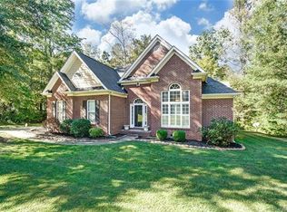 7409 Walnut Crest Dr, Waxhaw, NC 28173