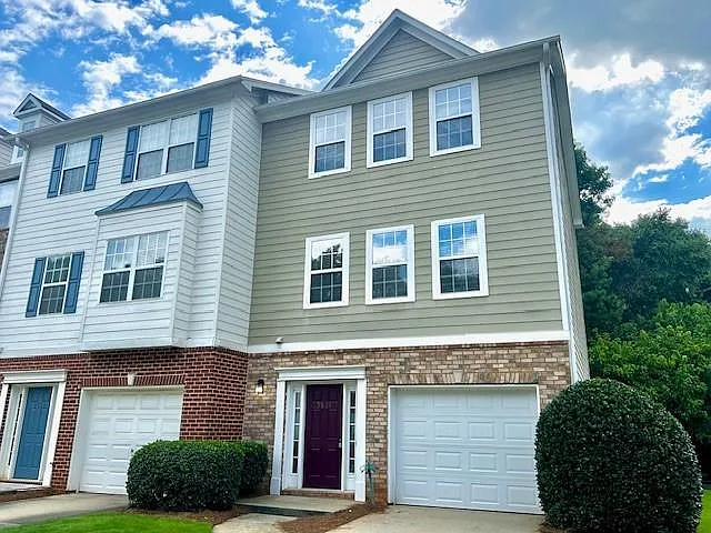 3531 Lantern View Ln — Photo 1