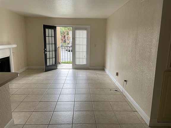 2nd image of 2550 N Alafaya Trl APT 6106