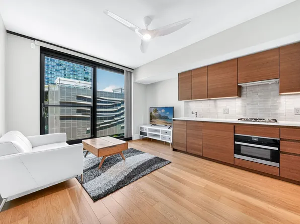 1108 Auahi St, Honolulu, HI