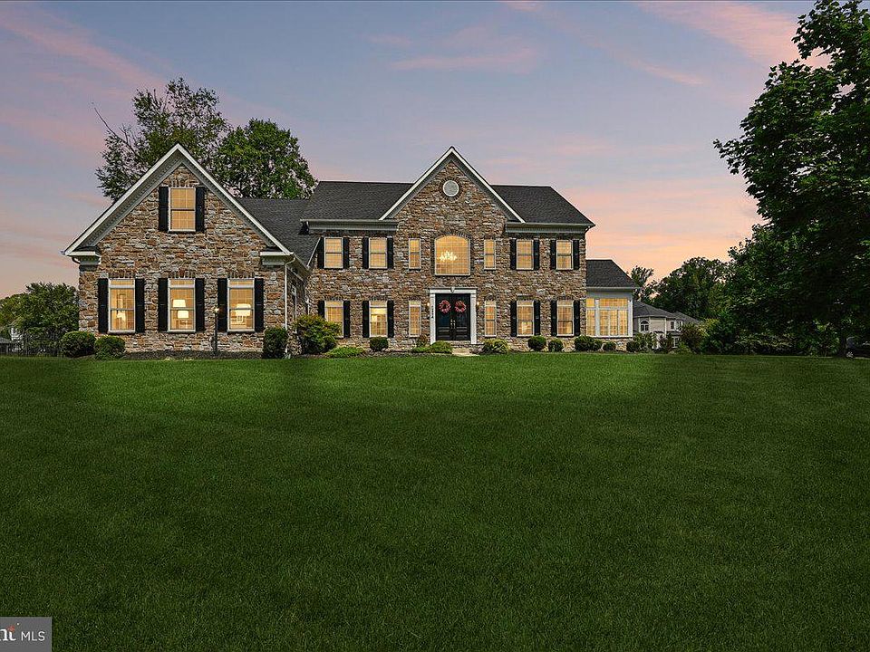 1st image of 14604 Derrick Ct