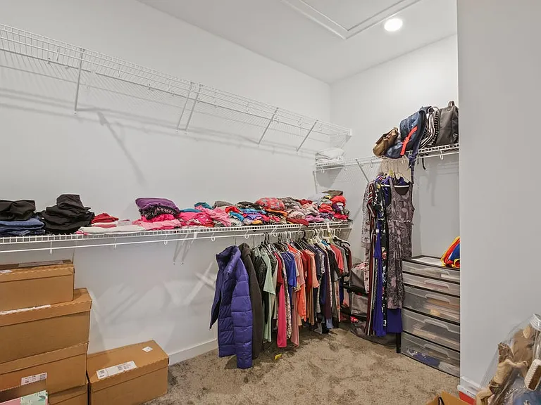 917 Plowson Rd — Photo 22