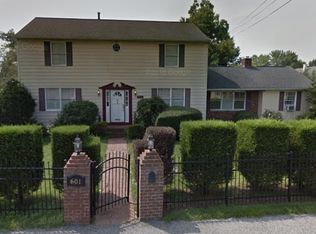 601 Aquahart Rd, Glen Burnie, MD 21061