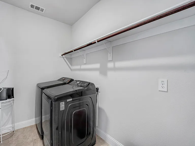 127 Mint Marigold Dr — Photo 2