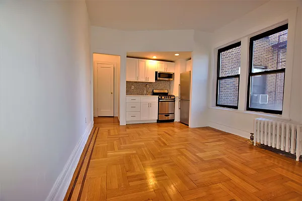 Rented by NYC Realty Brokers LLC | media 10